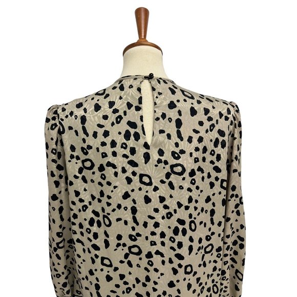 Darcy Women's Long Sleeve Light Gold Pleated Cheetah Print Blouse Size L - Picture 8 of 12